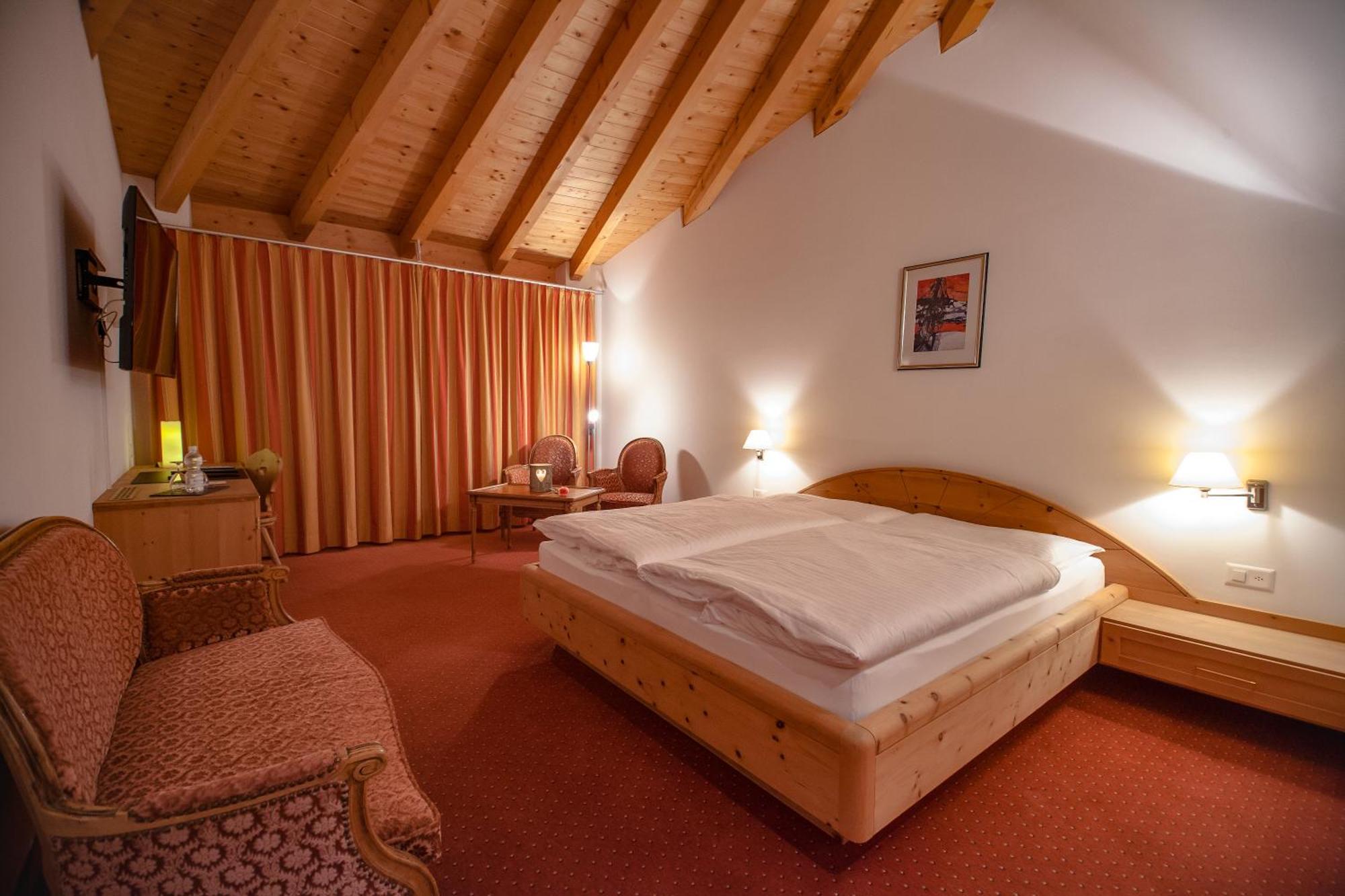 Wellnesshotel Liun B&B Мюстаир Экстерьер фото