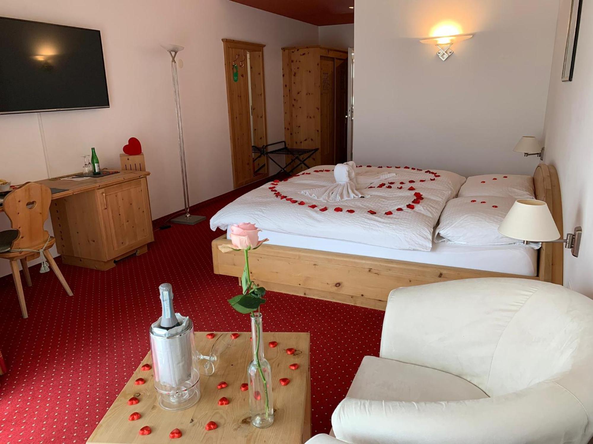 Wellnesshotel Liun B&B Мюстаир Экстерьер фото