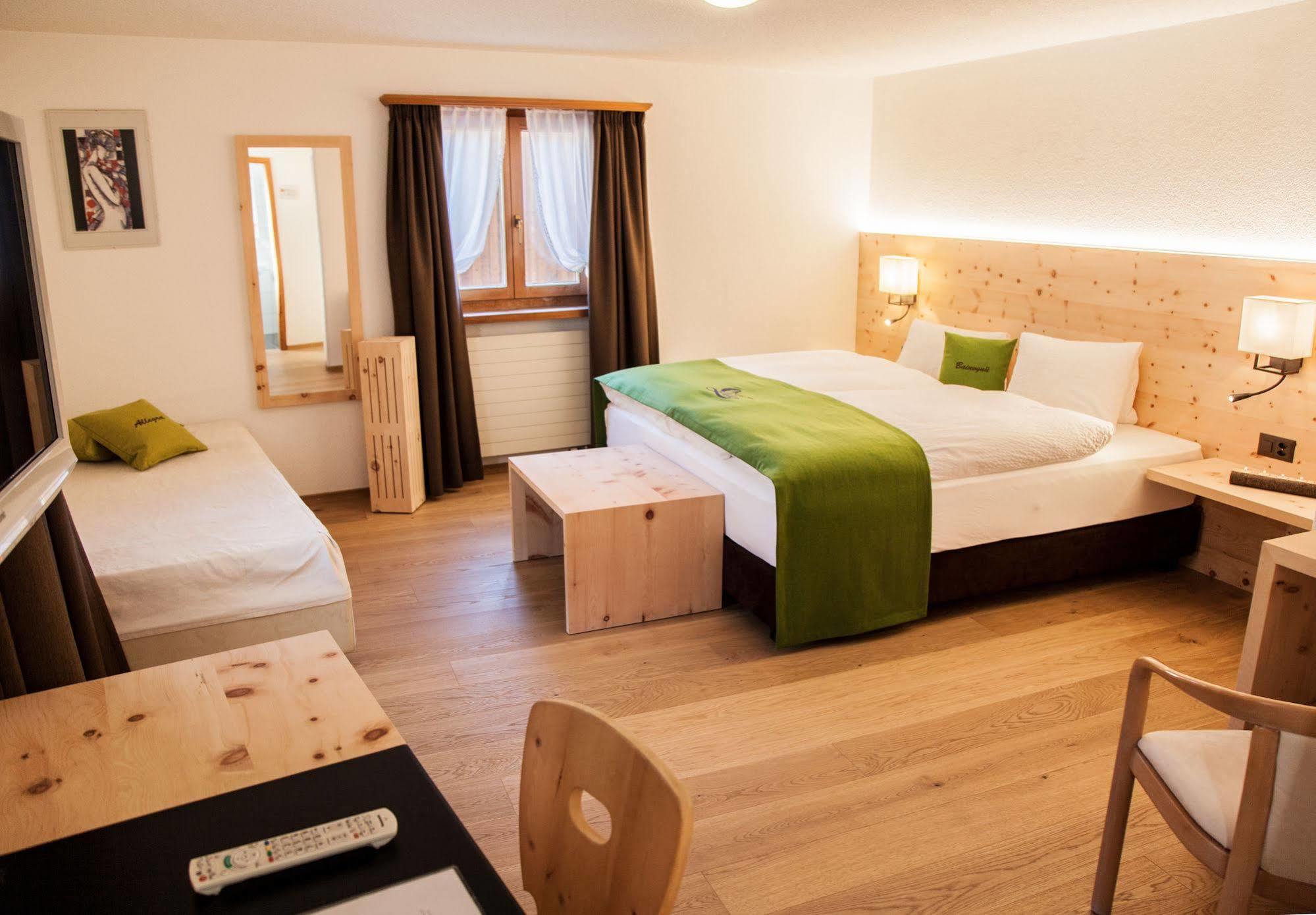 Wellnesshotel Liun B&B Мюстаир Экстерьер фото